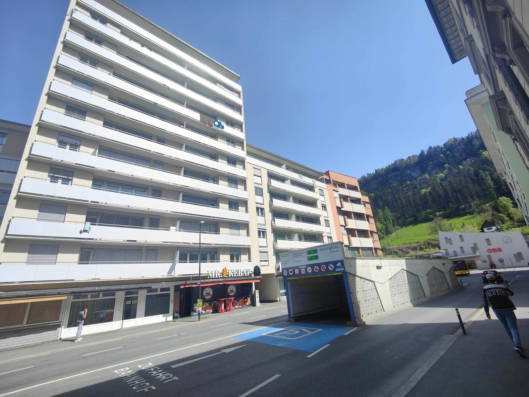 2 Bedroom At Bahnhofcity Apartment